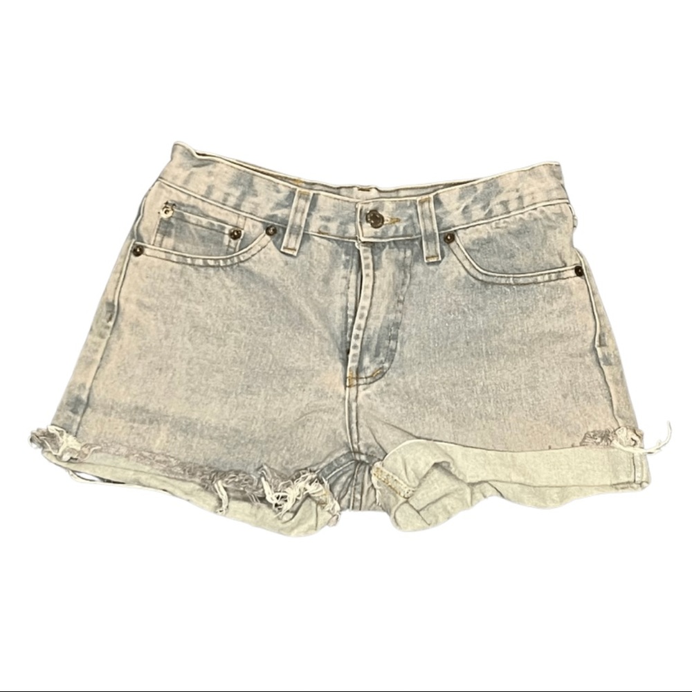 Vintage Levi’s shorts